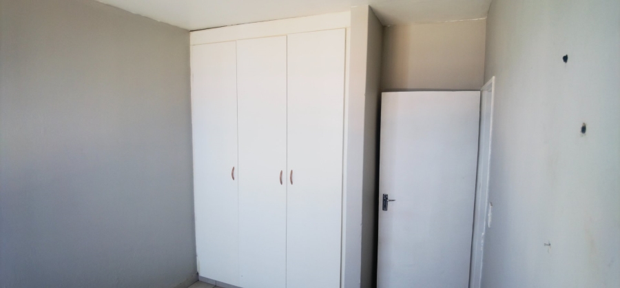 2 Bedroom Property for Sale in Crystal Park Gauteng