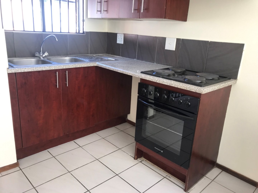 2 Bedroom Property for Sale in Amberfield Gauteng