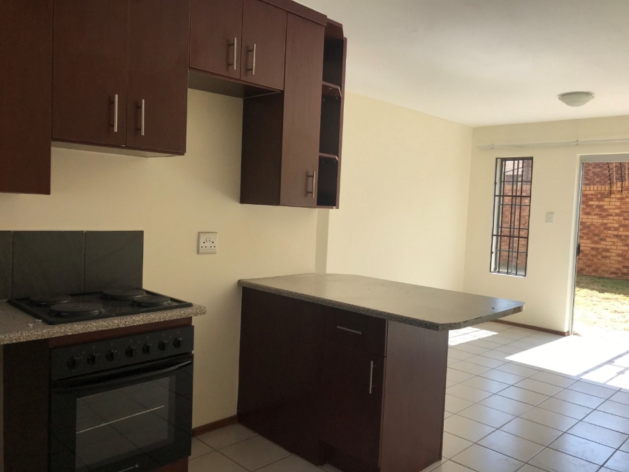 2 Bedroom Property for Sale in Amberfield Gauteng