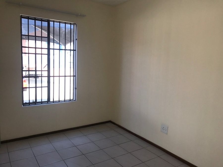 2 Bedroom Property for Sale in Amberfield Gauteng