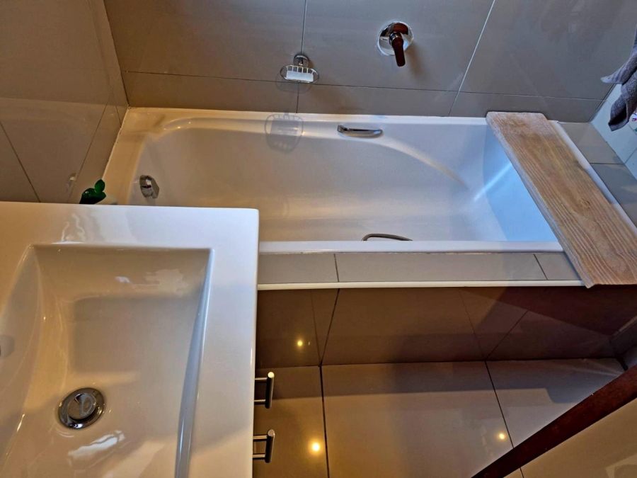 3 Bedroom Property for Sale in Thatchfield Estate Gauteng