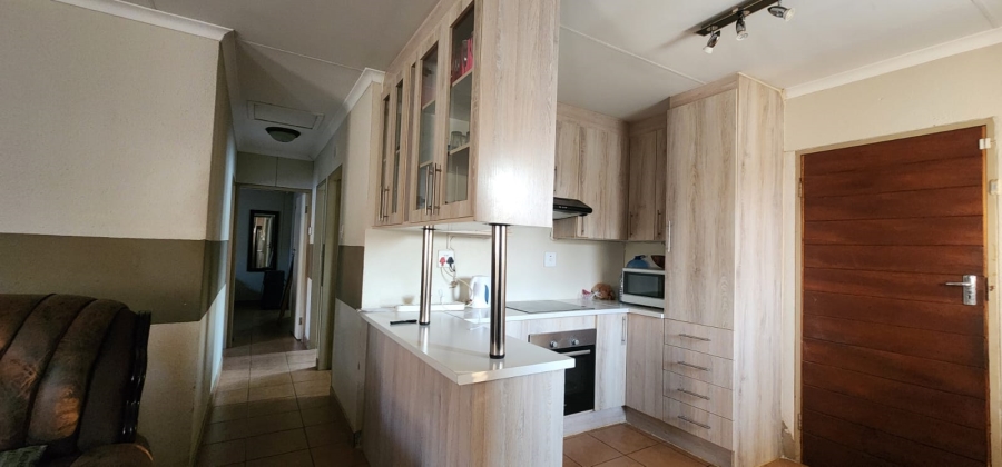 3 Bedroom Property for Sale in Sky City Gauteng