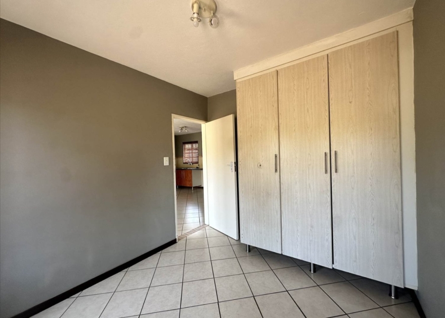 To Let 3 Bedroom Property for Rent in Equestria Gauteng