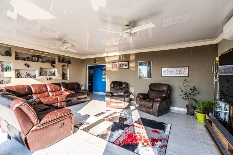 4 Bedroom Property for Sale in Sable Hills Gauteng