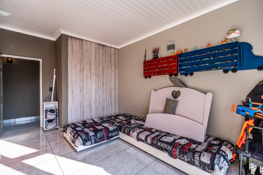 4 Bedroom Property for Sale in Sable Hills Gauteng