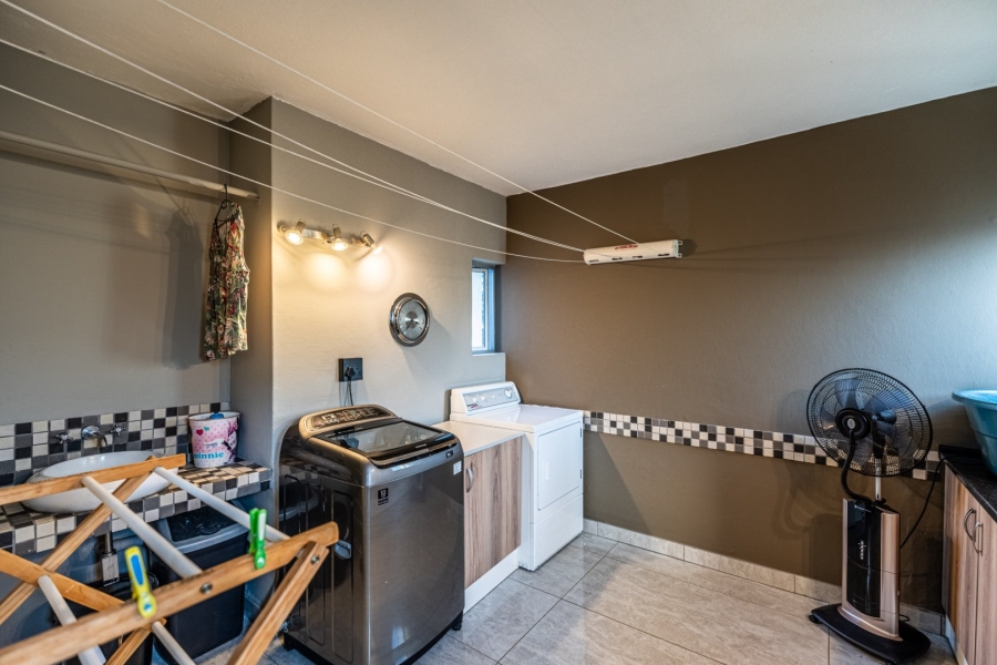 4 Bedroom Property for Sale in Sable Hills Gauteng