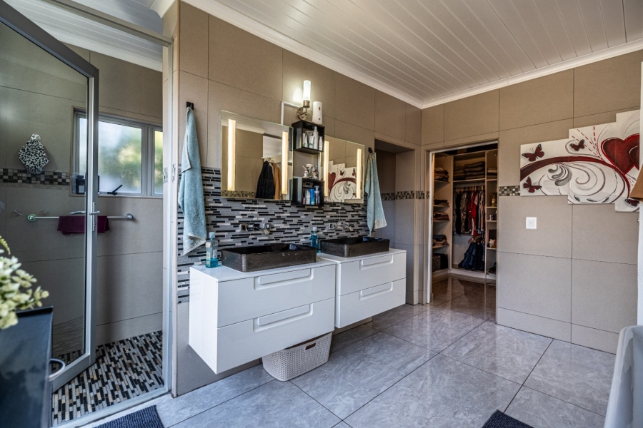4 Bedroom Property for Sale in Sable Hills Gauteng