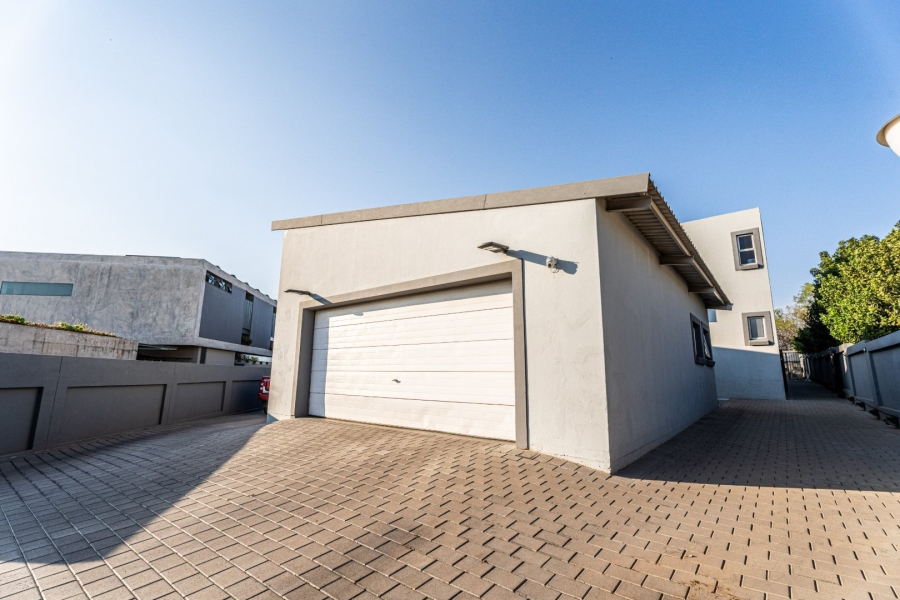 4 Bedroom Property for Sale in Sable Hills Gauteng
