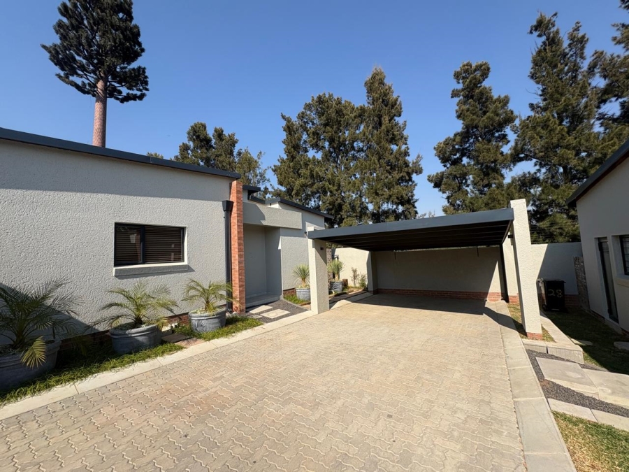 To Let 2 Bedroom Property for Rent in Kyalami Ah Gauteng