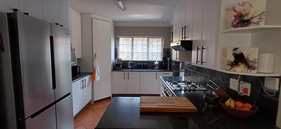 To Let 3 Bedroom Property for Rent in Eldoraigne Gauteng
