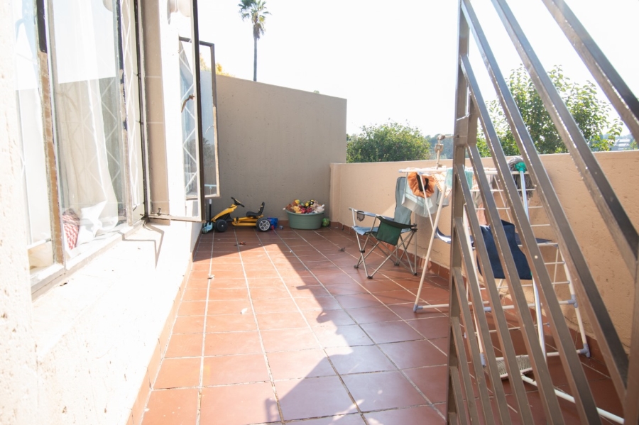 2 Bedroom Property for Sale in Weltevreden Park Gauteng