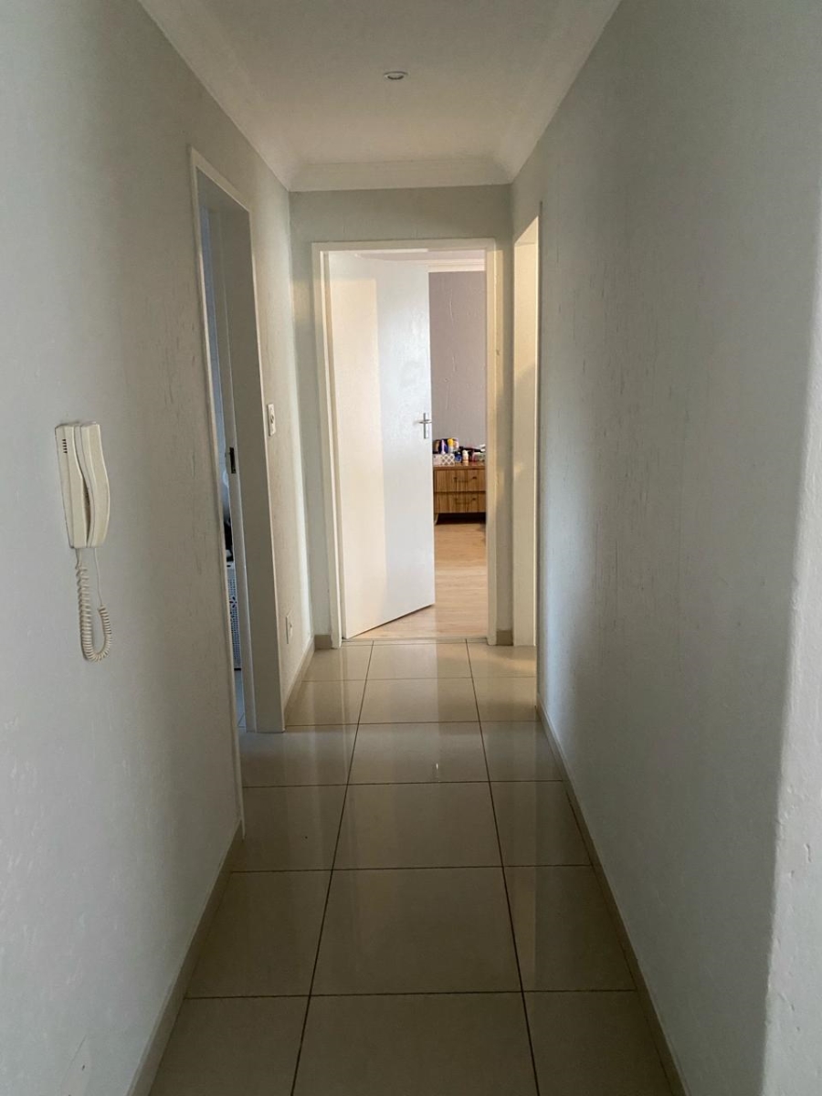 2 Bedroom Property for Sale in Weltevreden Park Gauteng