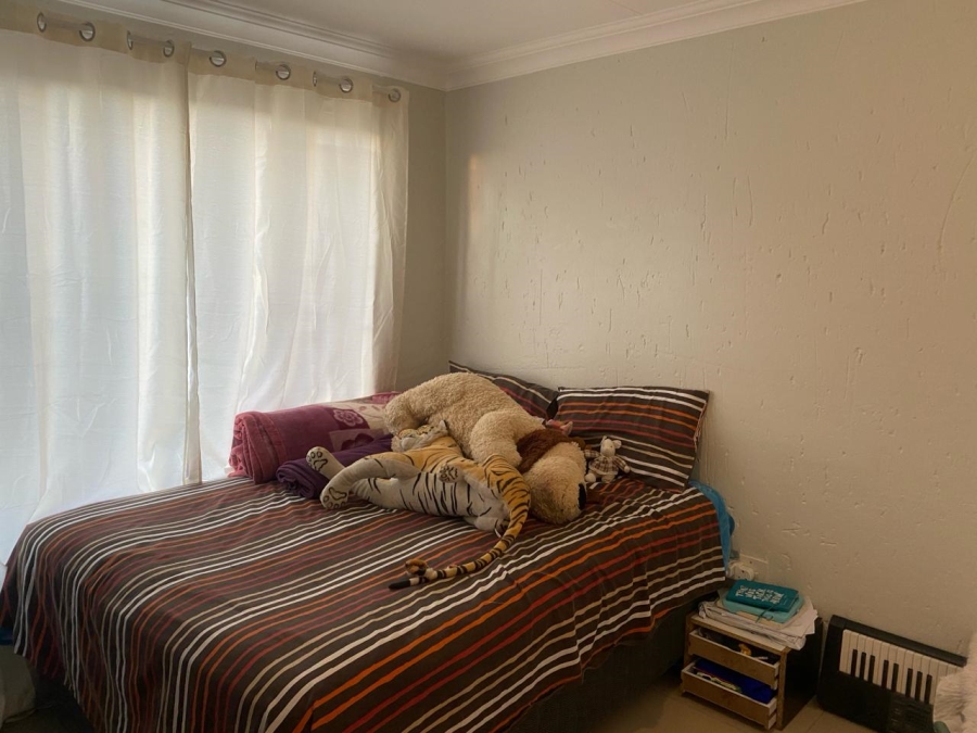 2 Bedroom Property for Sale in Weltevreden Park Gauteng