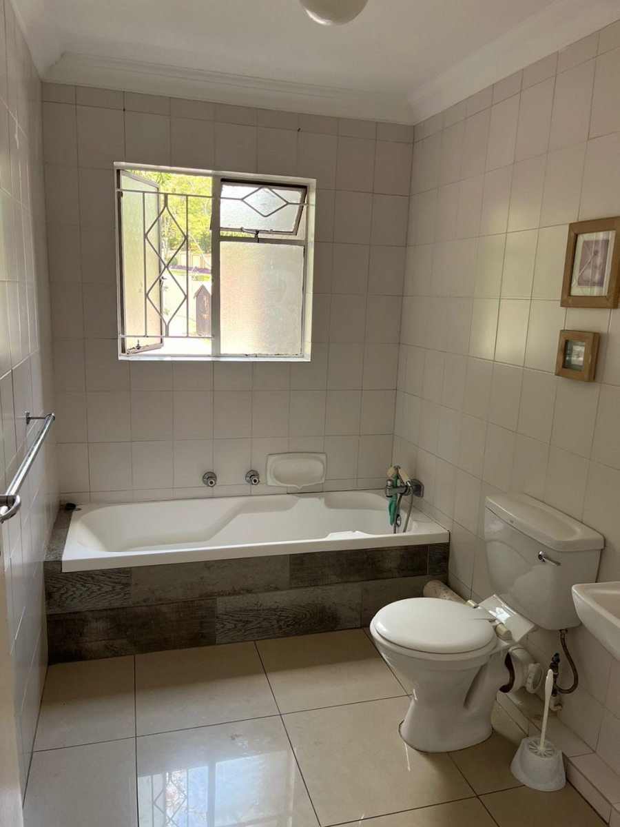 2 Bedroom Property for Sale in Weltevreden Park Gauteng