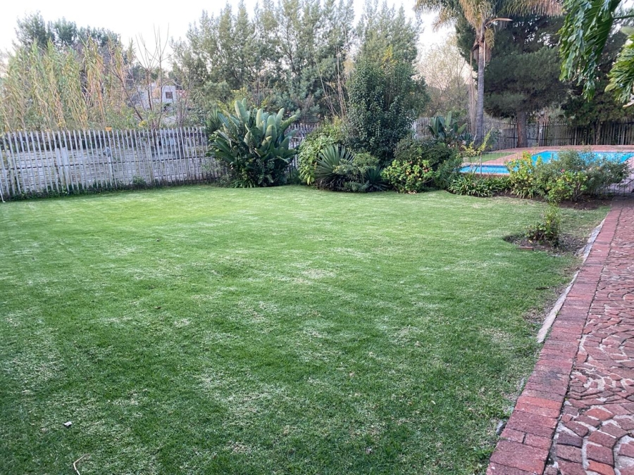 2 Bedroom Property for Sale in Weltevreden Park Gauteng