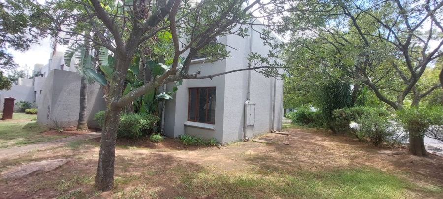 2 Bedroom Property for Sale in Bloubosrand Gauteng