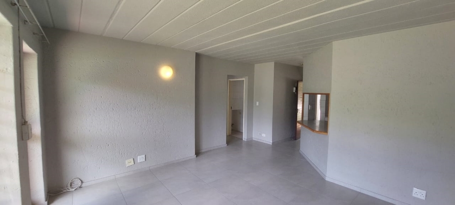 2 Bedroom Property for Sale in Bloubosrand Gauteng