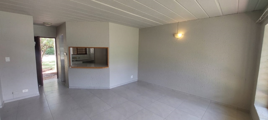 2 Bedroom Property for Sale in Bloubosrand Gauteng