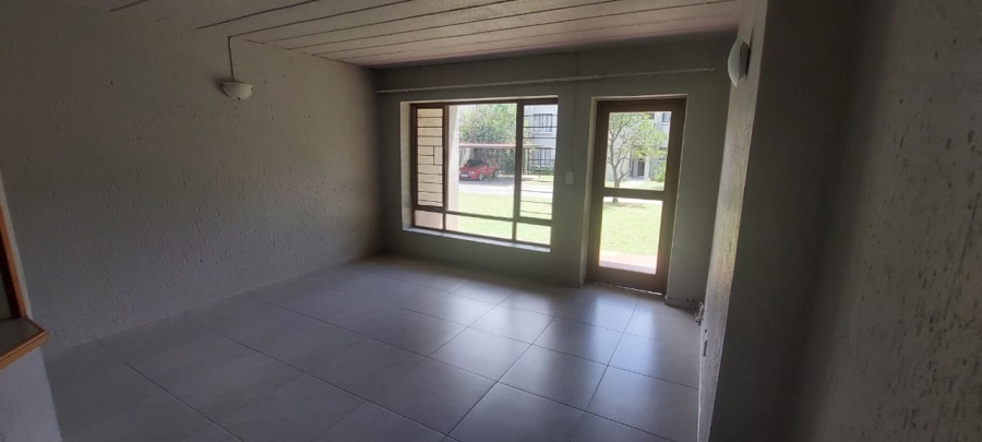 2 Bedroom Property for Sale in Bloubosrand Gauteng