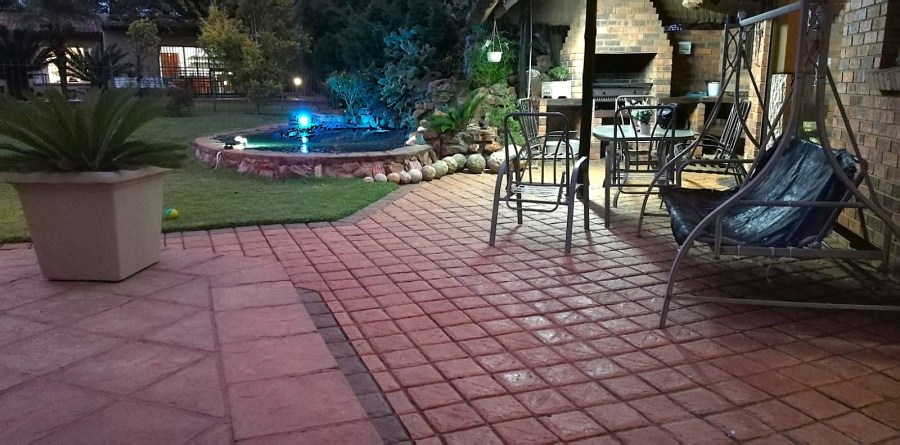Commercial Property for Sale in Zuurbekom Gauteng