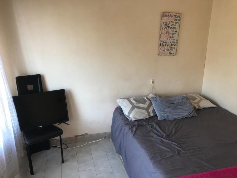 4 Bedroom Property for Sale in Lenasia Ext 5 Gauteng