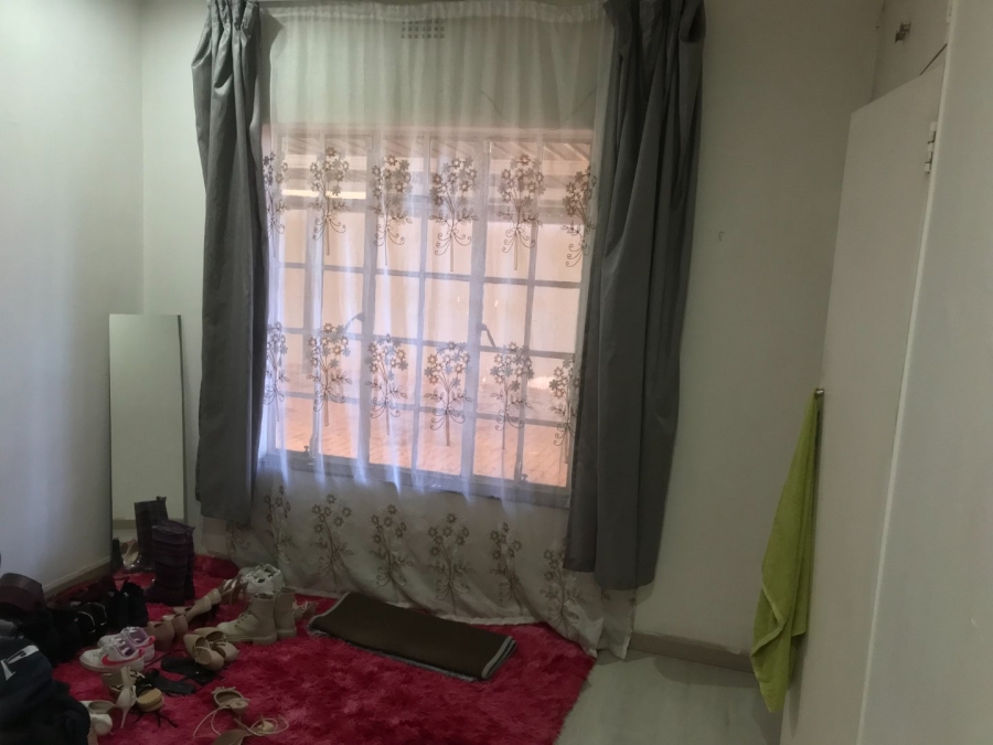 4 Bedroom Property for Sale in Lenasia Ext 5 Gauteng