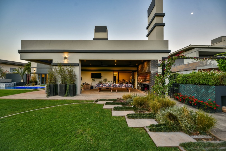 5 Bedroom Property for Sale in Lombardy Gauteng