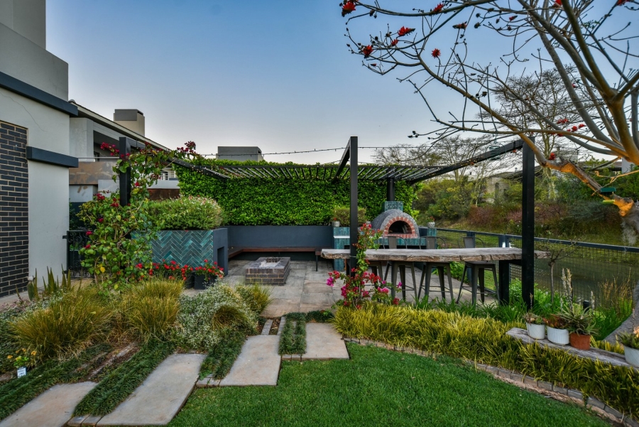 5 Bedroom Property for Sale in Lombardy Gauteng