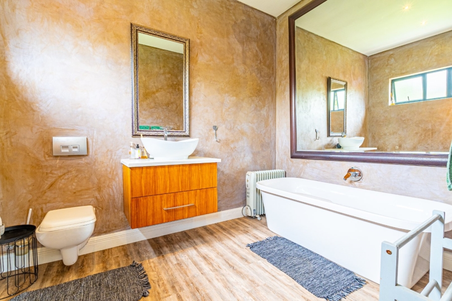 5 Bedroom Property for Sale in Lombardy Gauteng
