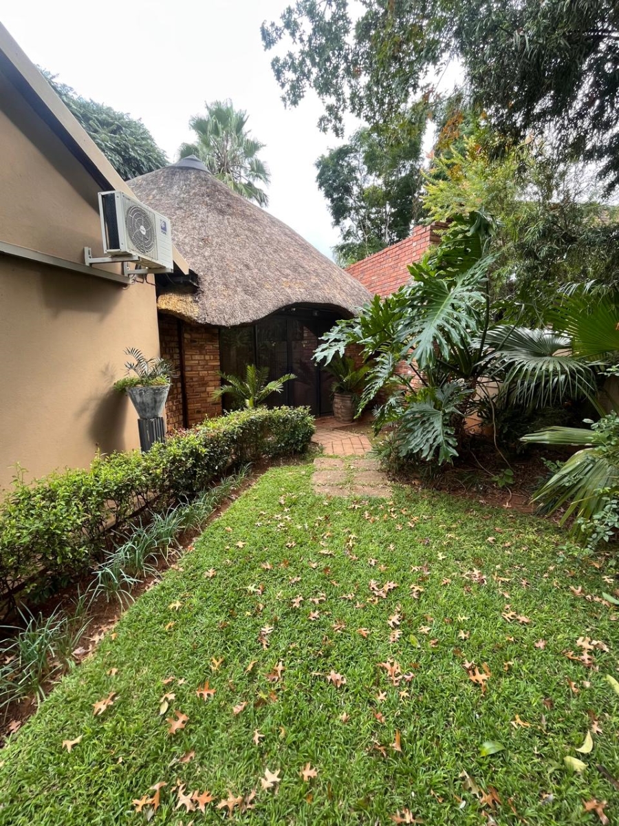 4 Bedroom Property for Sale in Pierre Van Ryneveld Gauteng