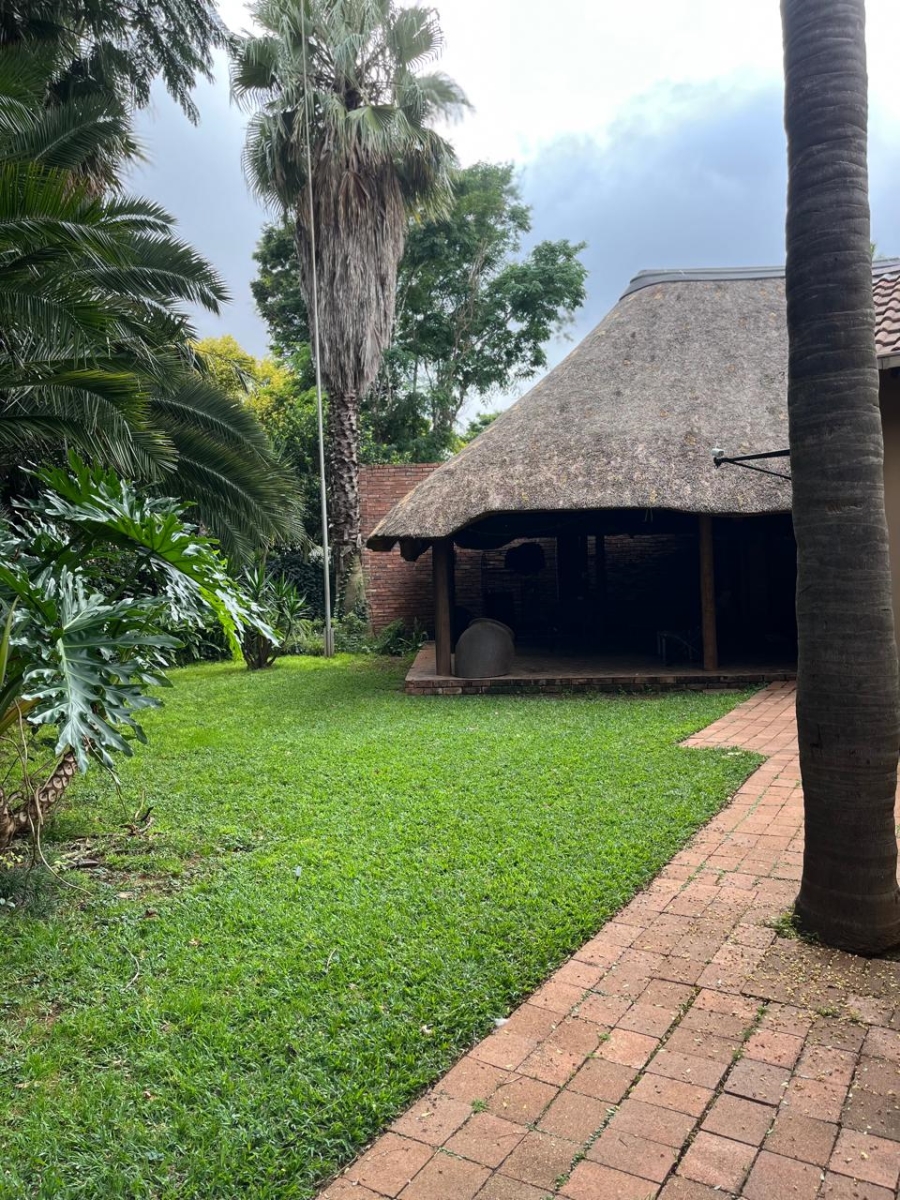 4 Bedroom Property for Sale in Pierre Van Ryneveld Gauteng