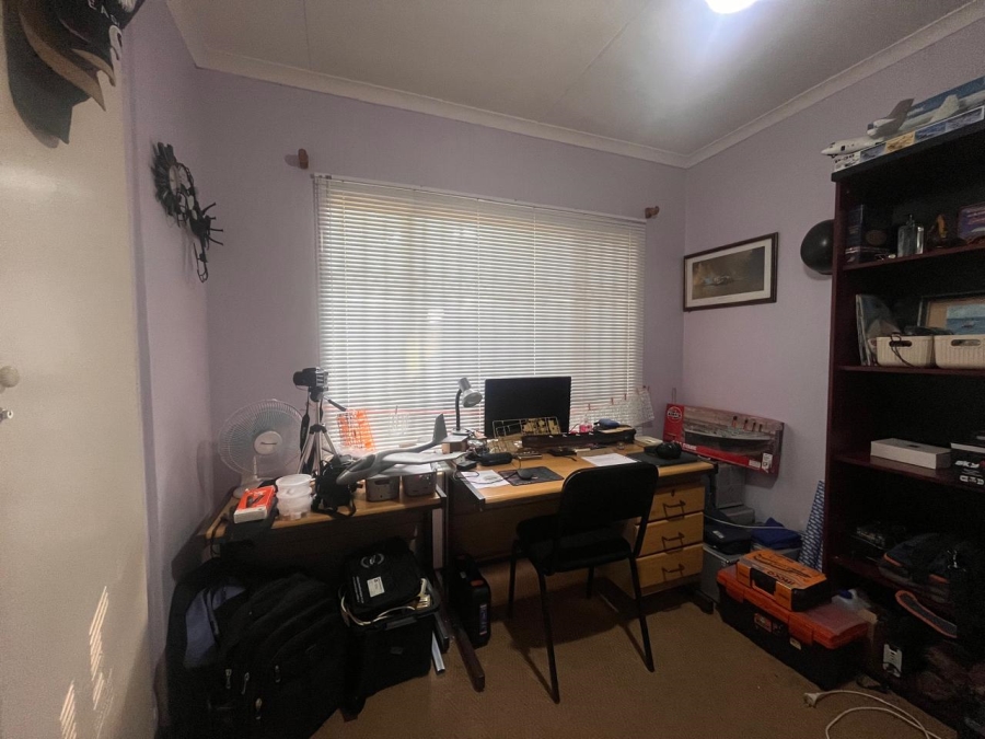 4 Bedroom Property for Sale in Pierre Van Ryneveld Gauteng