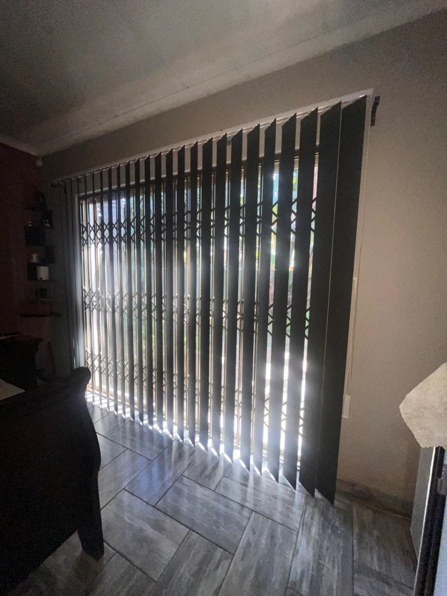 4 Bedroom Property for Sale in Pierre Van Ryneveld Gauteng
