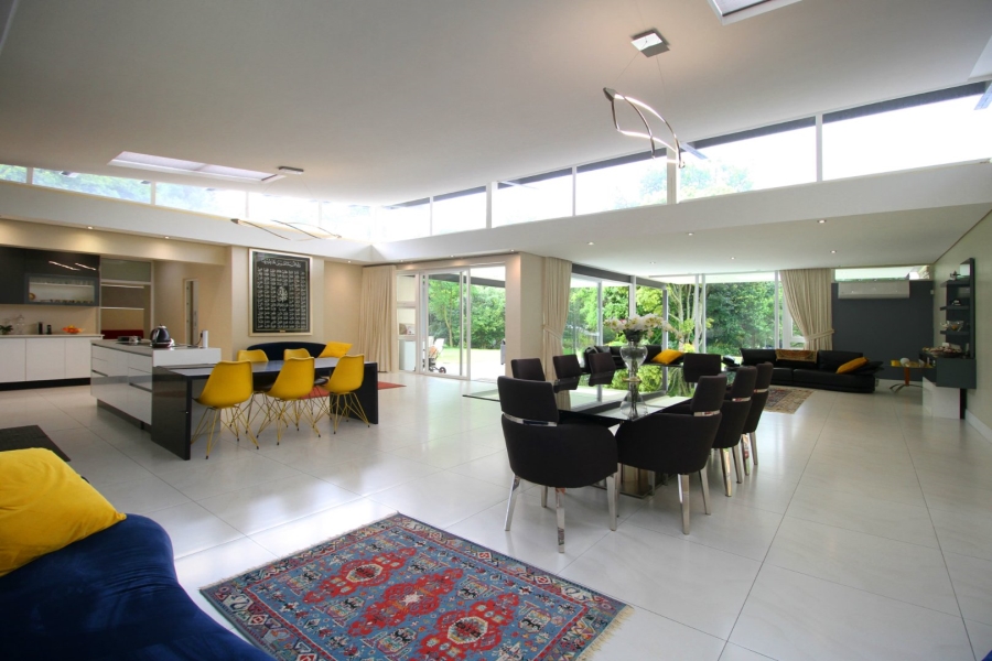9 Bedroom Property for Sale in Hurlingham Gauteng