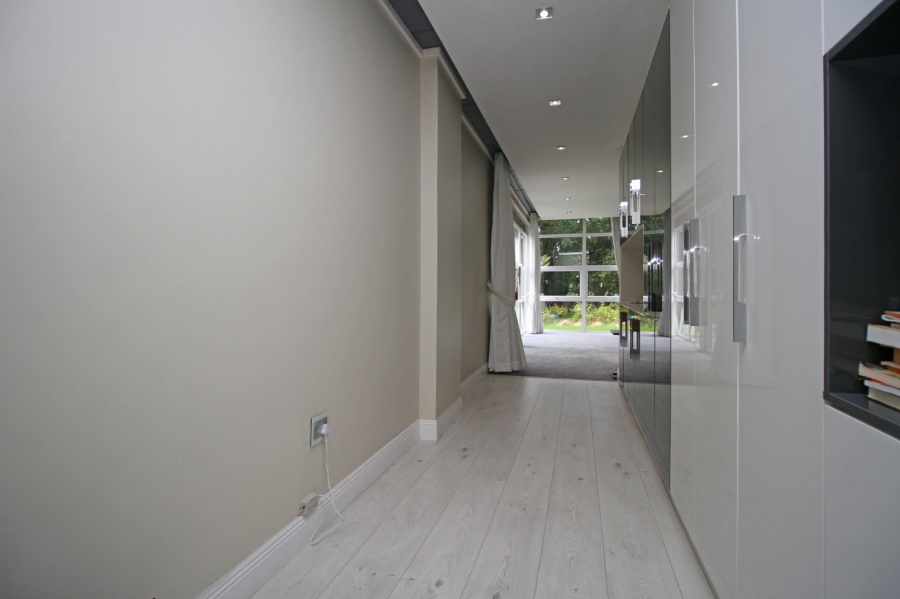 9 Bedroom Property for Sale in Hurlingham Gauteng
