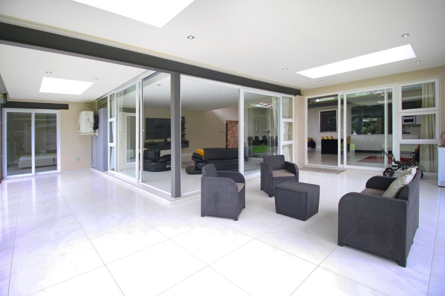 9 Bedroom Property for Sale in Hurlingham Gauteng