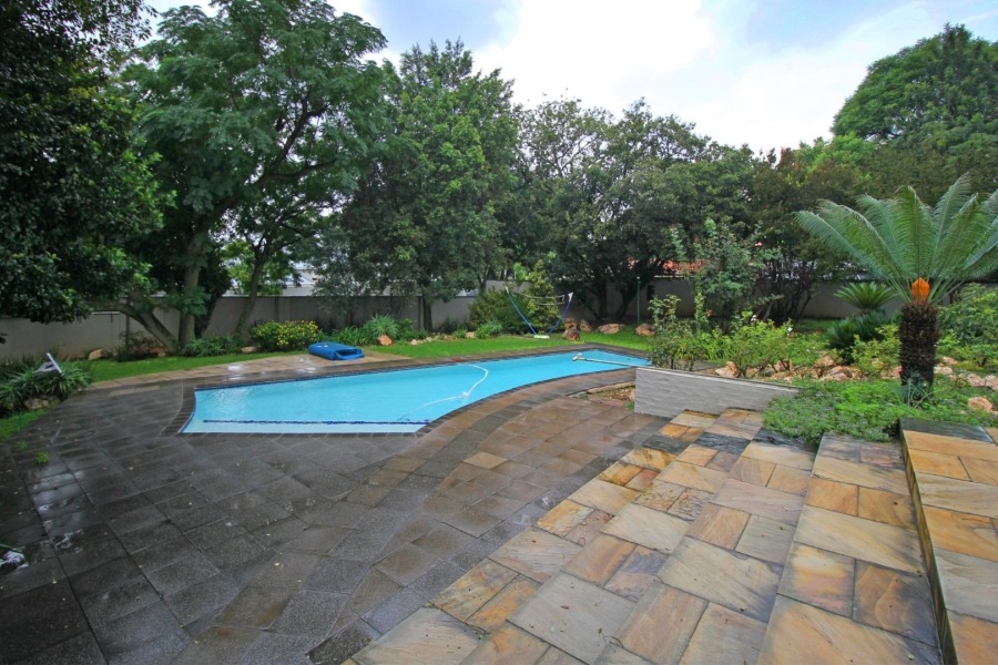 9 Bedroom Property for Sale in Hurlingham Gauteng