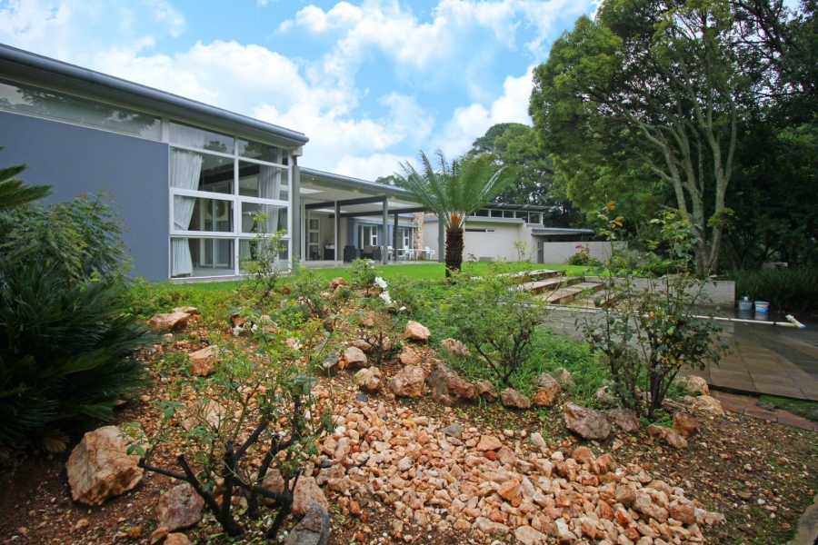 9 Bedroom Property for Sale in Hurlingham Gauteng