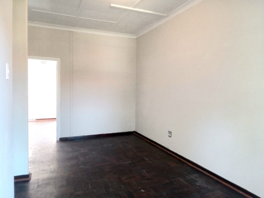 To Let 2 Bedroom Property for Rent in Florida Gauteng