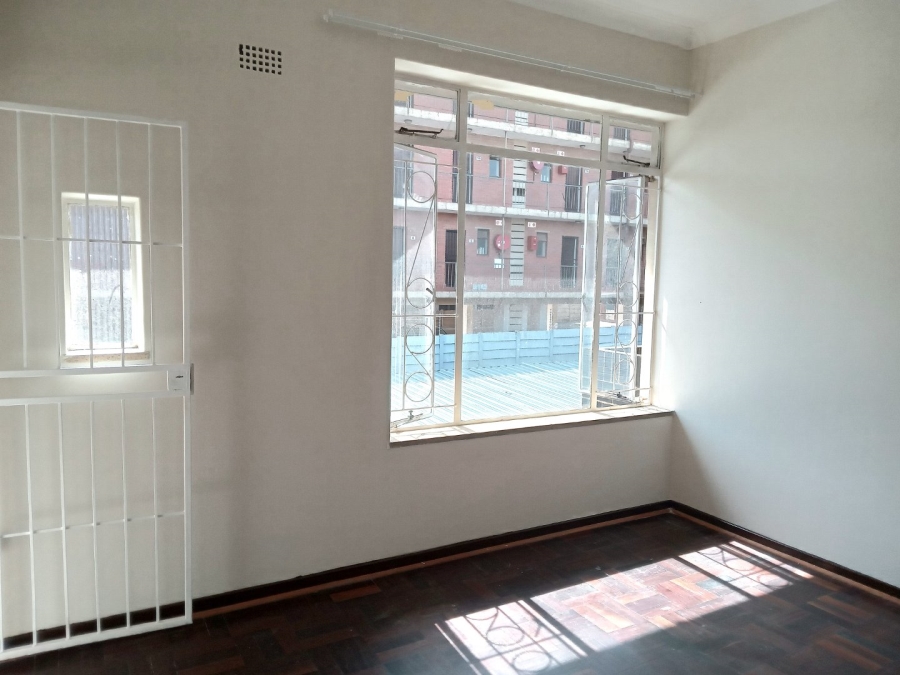 To Let 2 Bedroom Property for Rent in Florida Gauteng