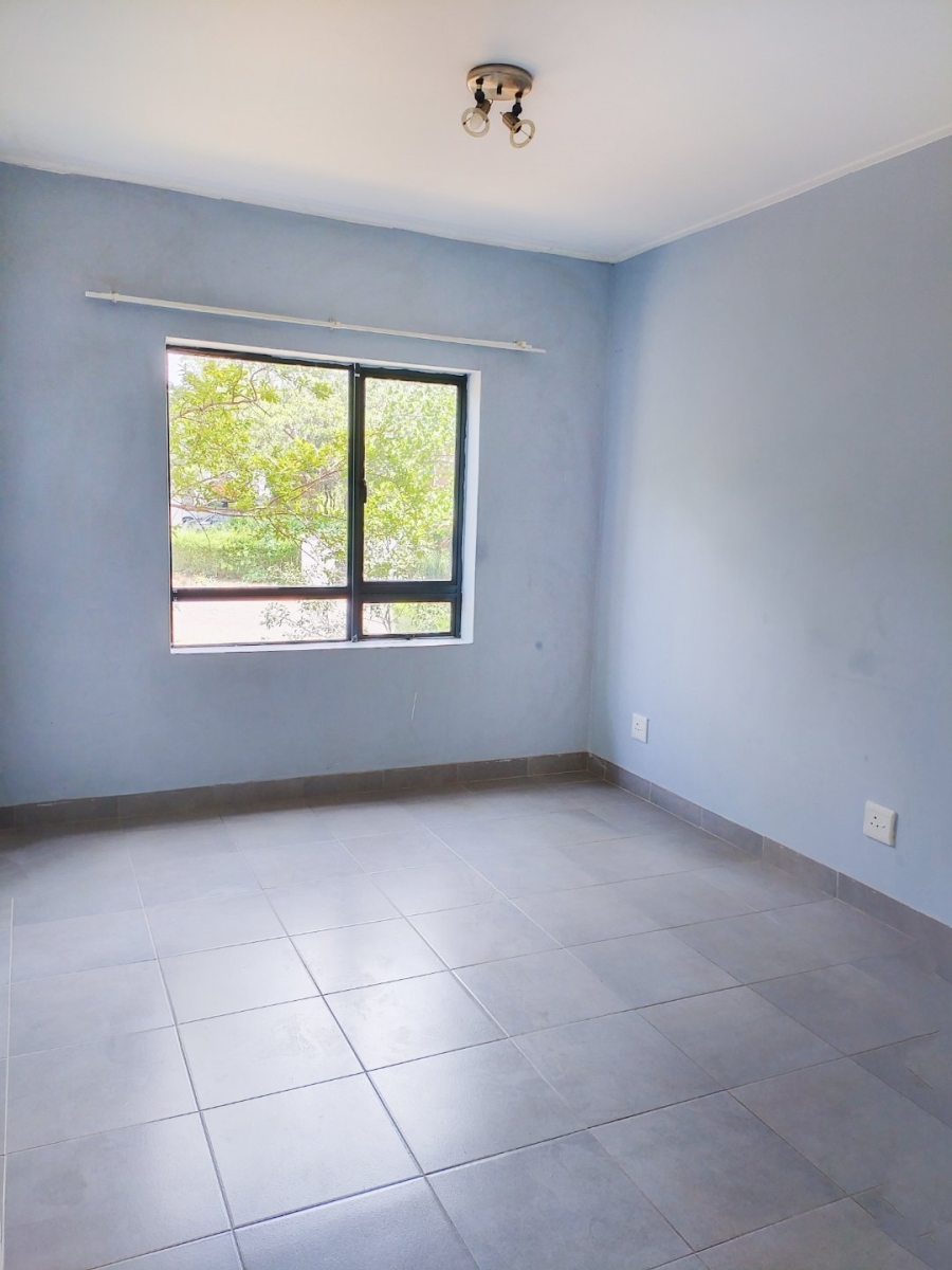 1 Bedroom Property for Sale in Jackal Creek Golf Estate Gauteng