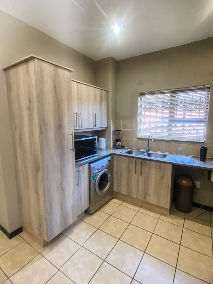 3 Bedroom Property for Sale in Wilgeheuwel Gauteng