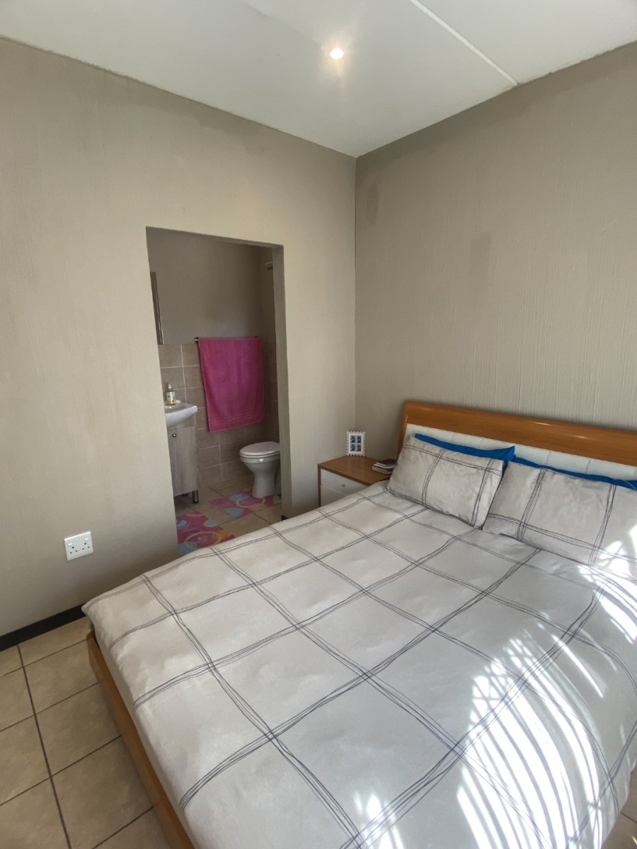 3 Bedroom Property for Sale in Wilgeheuwel Gauteng