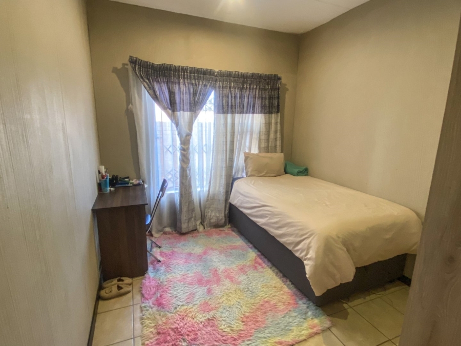 3 Bedroom Property for Sale in Wilgeheuwel Gauteng