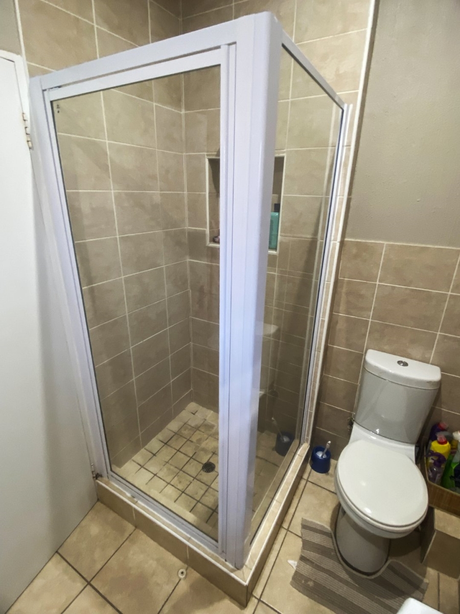 3 Bedroom Property for Sale in Wilgeheuwel Gauteng