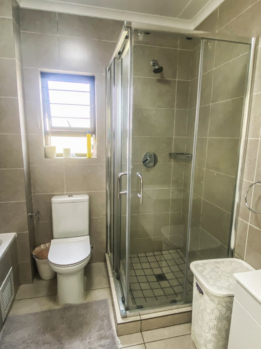 2 Bedroom Property for Sale in Northgate Gauteng