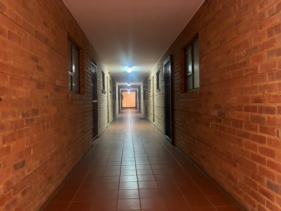 1 Bedroom Property for Sale in Hatfield Gauteng