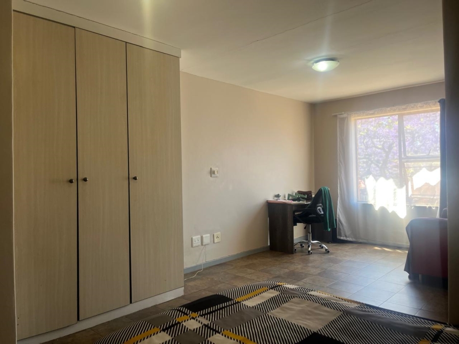 1 Bedroom Property for Sale in Hatfield Gauteng