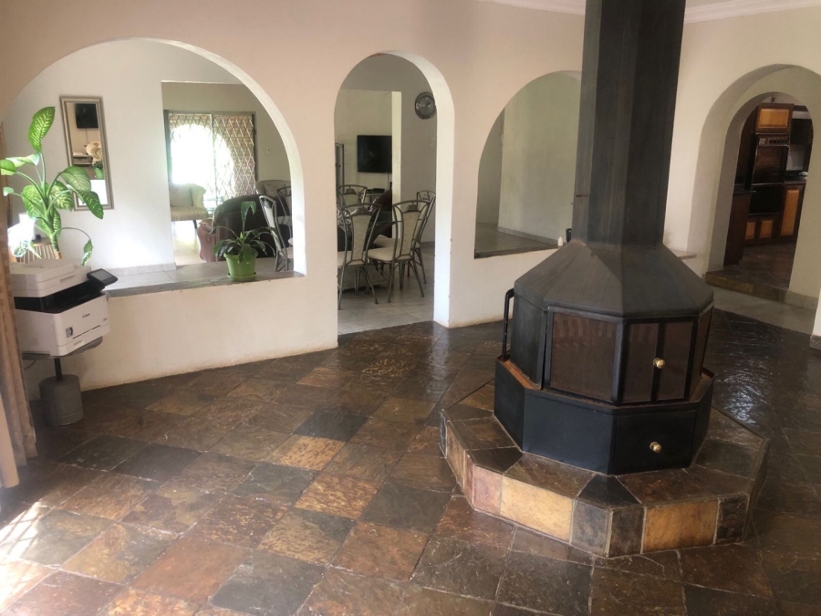4 Bedroom Property for Sale in Amandasig Gauteng