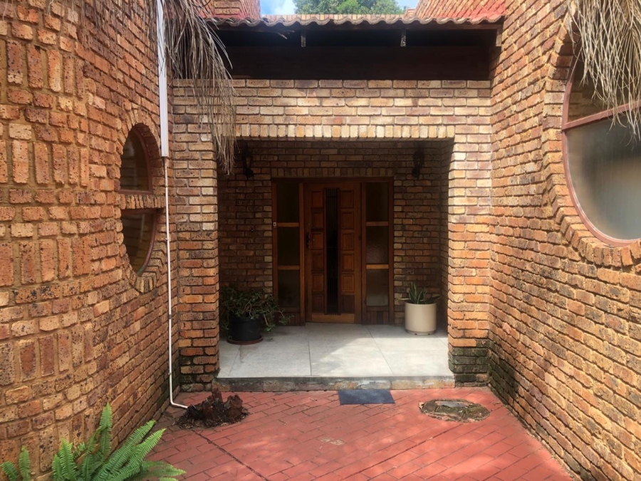 4 Bedroom Property for Sale in Amandasig Gauteng
